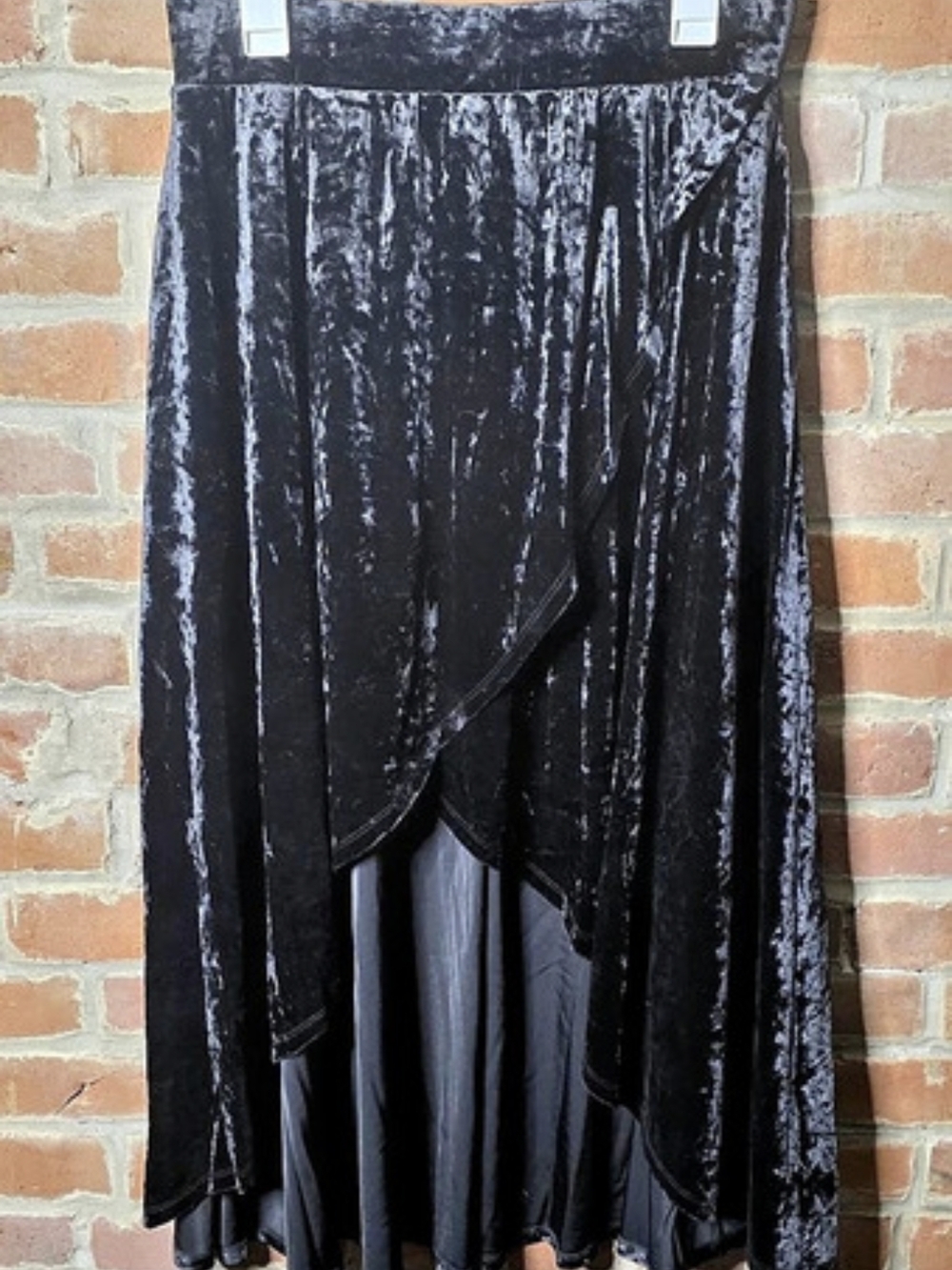 Torrid Black Crushed Velvet High Low Mock Wrap Midi Skirt Size 00 M L